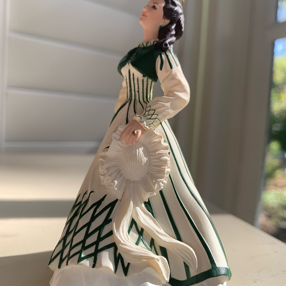 Scarlett O’Hara Hallmark Keepsake  
 Christmas Ornament Green White Dress